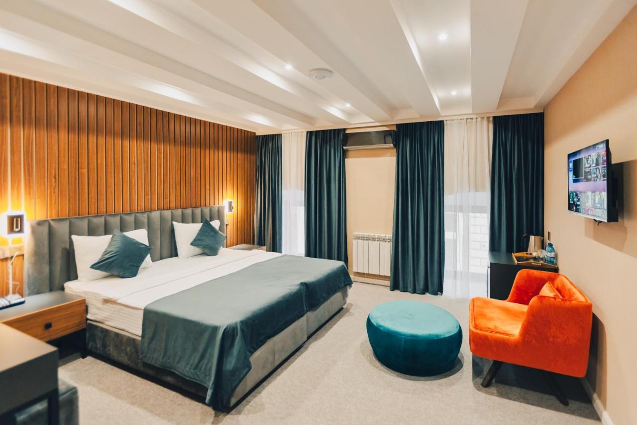 Eleven Hotel Baku Exterior foto
